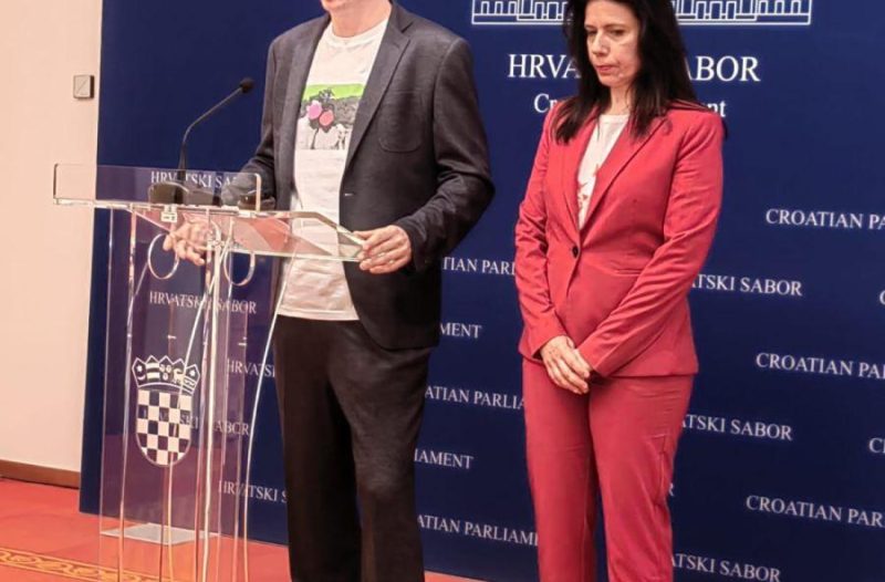 Hrvatska Kostajnica - hrvatska-kostajnica.net - Politika - U RH 1,7% najbogatijih držalo preko 43% štednje - JE LI IH SRAM