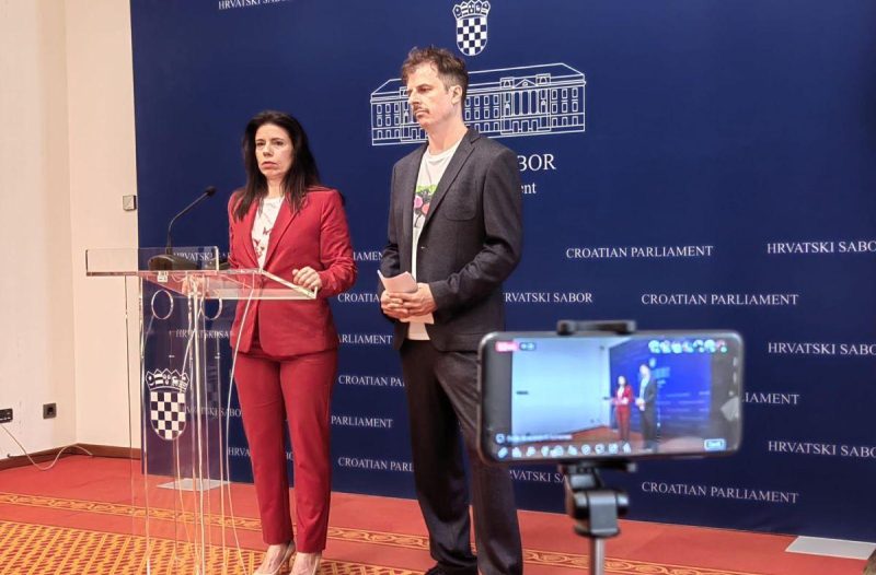 Hrvatska Kostajnica - hrvatska-kostajnica.net - U RH 1,7% najbogatijih držalo preko 43% štednje - JE LI IH SRAM